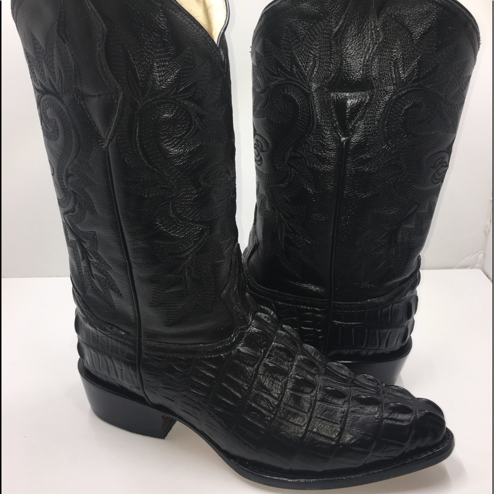 Men’s cowboy boot alligator embossed leather print